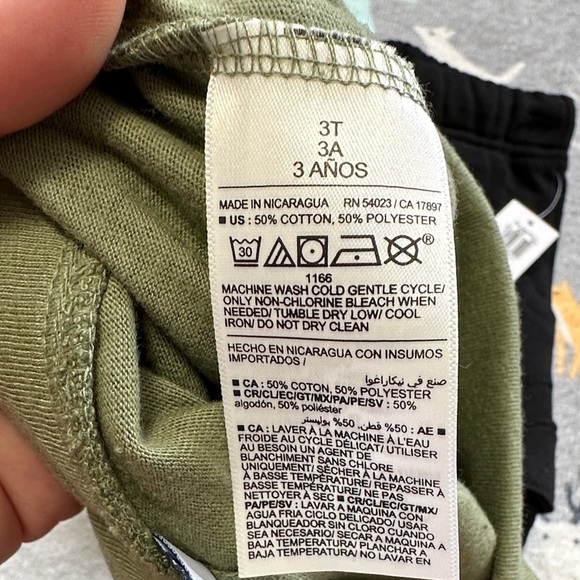 ❤️ 2/$70 - Old Navy 3T Boys Sweatpants - Gray, Olive, and Black - Picture 8 of 11